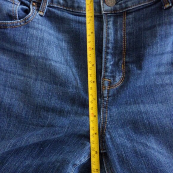 Old Navy Jeans Womens Blue Denim Curvy Straight Leg Mid Rise Pant Size 8 Western - Picture 5 of 9